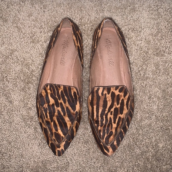 Size 6 madewell pointed flats with animal print. - Picture 2 of 3